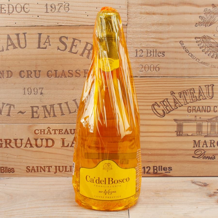 Bottiglia di Ca' del Bosco disponibile all'Enoteca Armellini